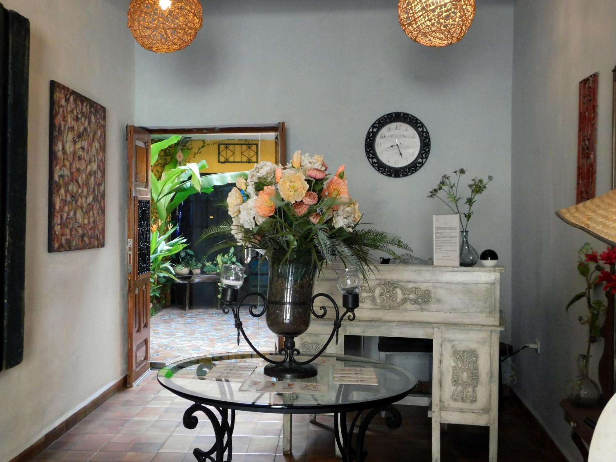 Boutique Casa Flor De Mayo Hotel